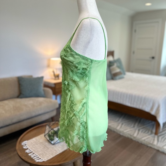 Fumbling Foe sheer tank top - Picture 7 of 9